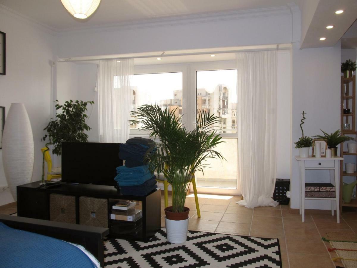My Little Studio Bukarest Exteriör bild