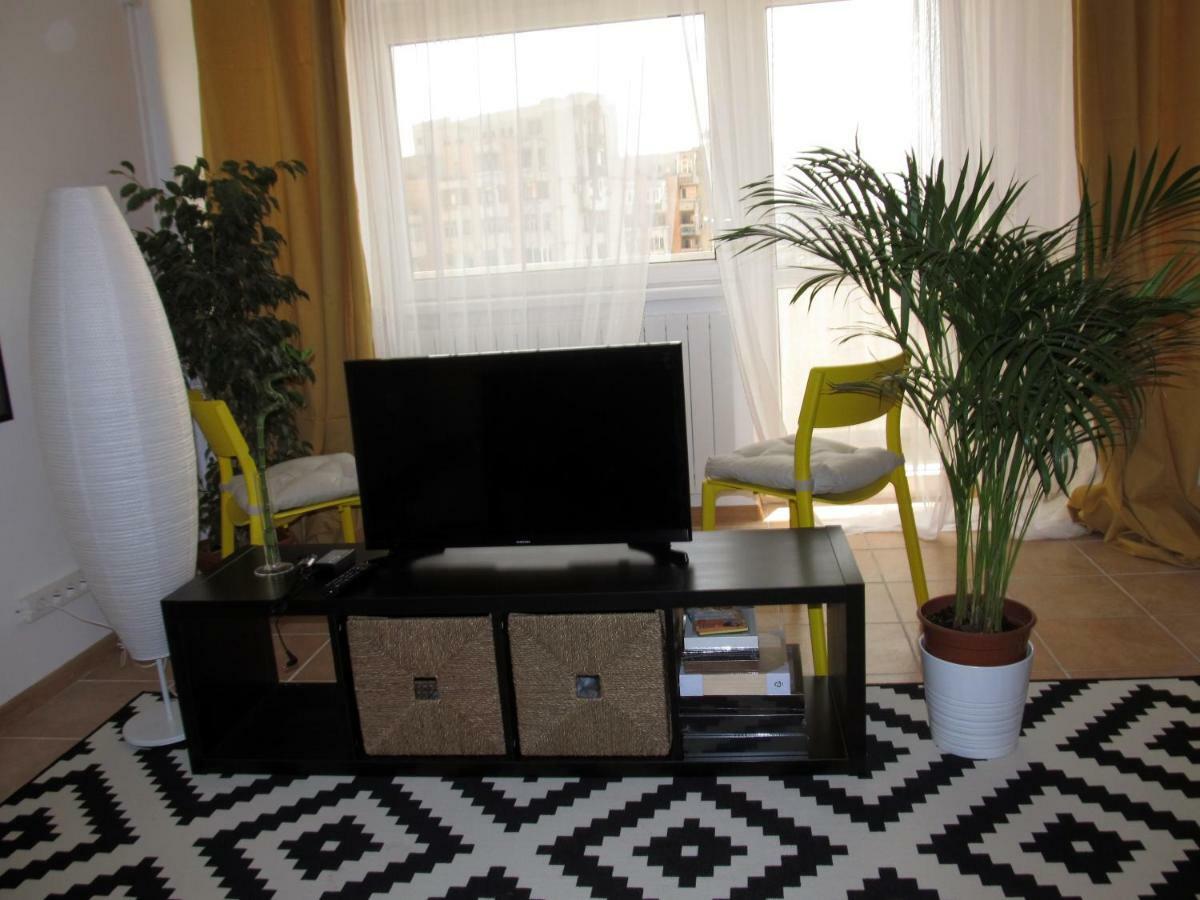 My Little Studio Bukarest Exteriör bild