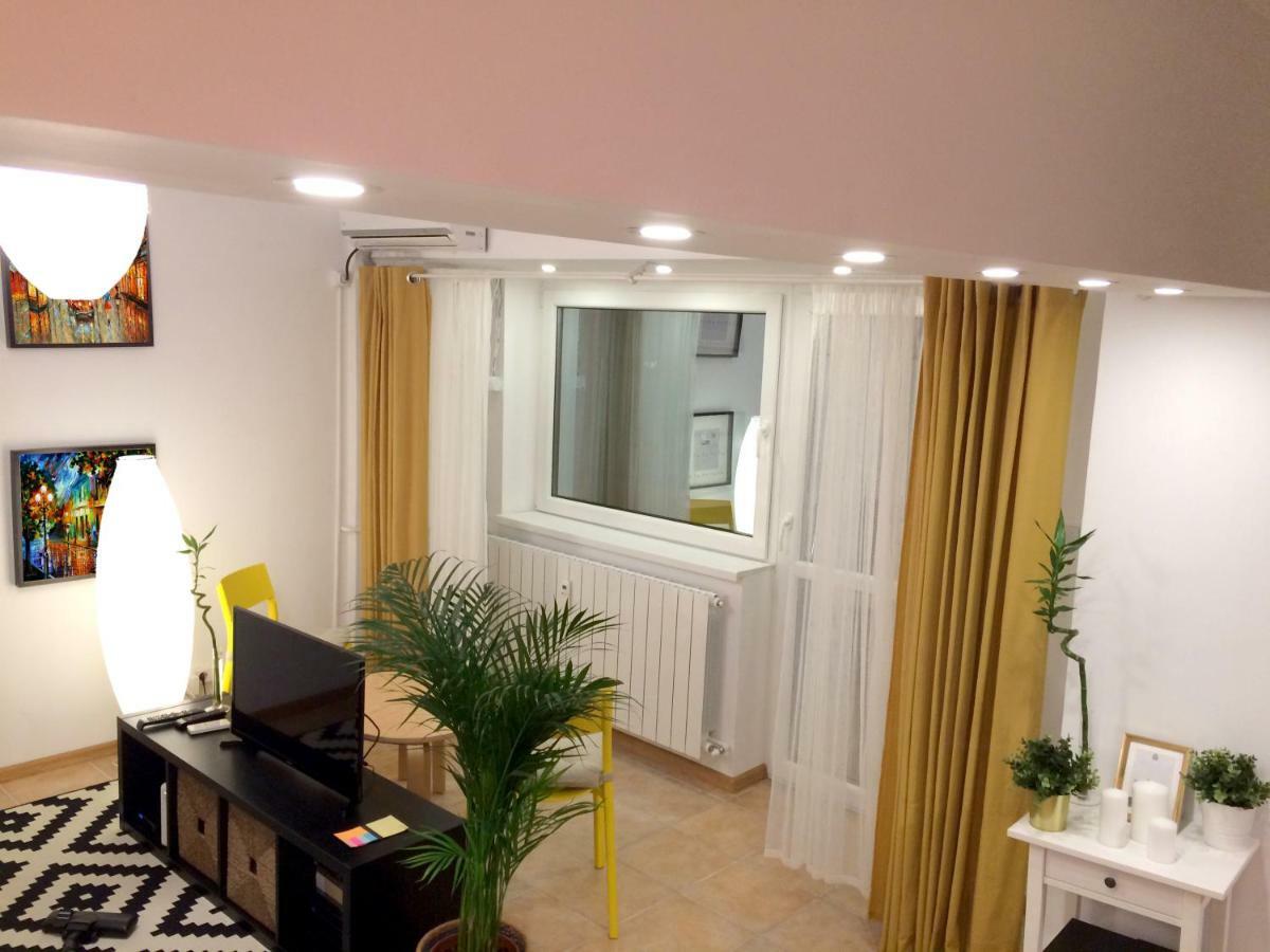 My Little Studio Bukarest Exteriör bild